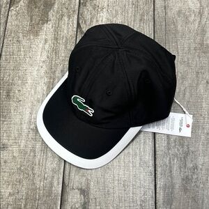 Classic men’s Lacoste Hat / Cap 1 Piece - NWT